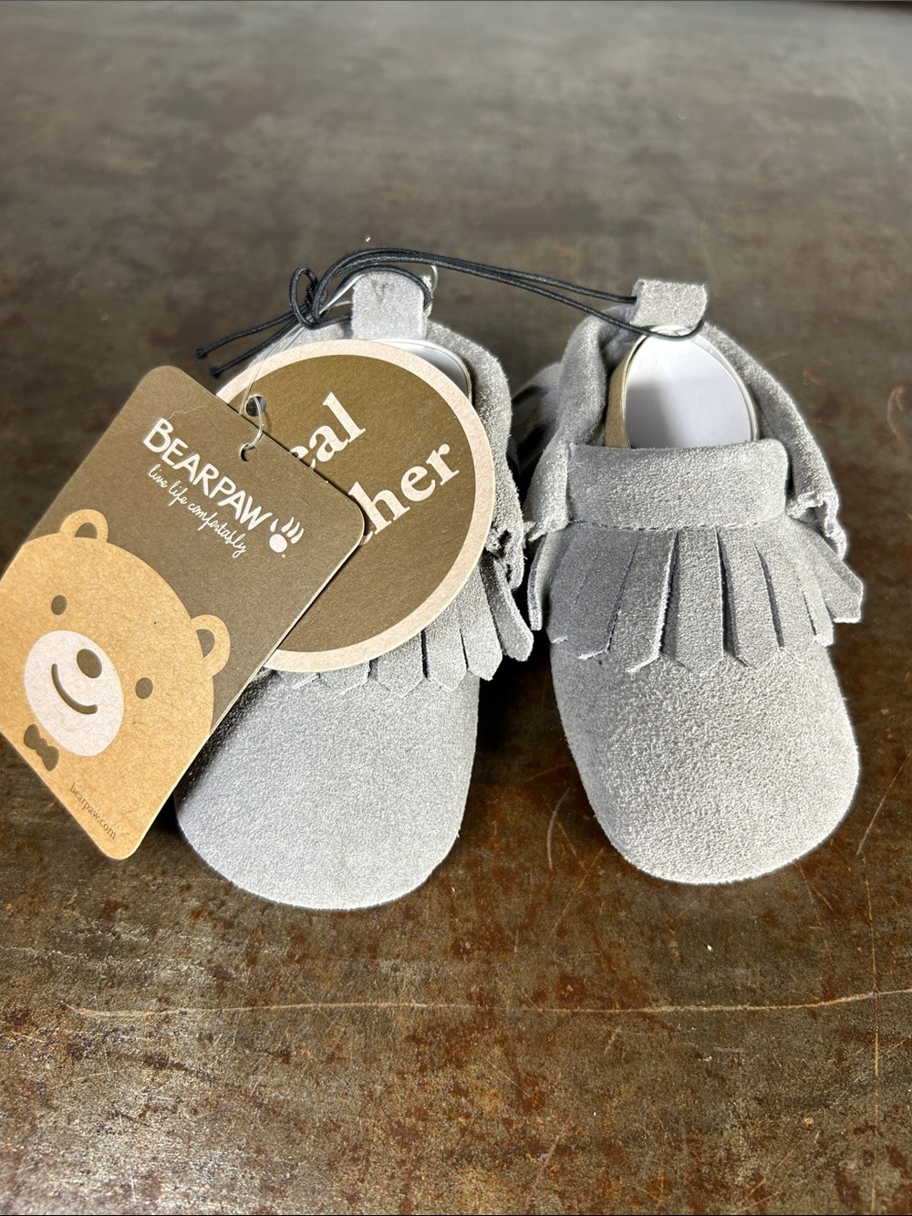 BearPaw Light Grey Fringe Suede Baby Moccasins Baby’s Size 0-6 months